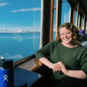 Meet your Posher, Emily